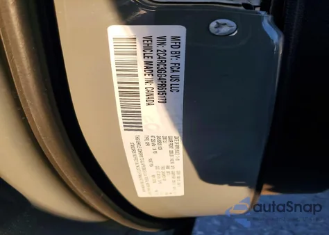 2023 Chrysler Pacifica Limited z USA, uszkodzony, nr VIN 2C4RC3GG4PR615170